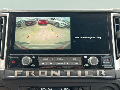 Used 2025 Nissan Frontier SV w/ SV Convenience Package RWD image 22
