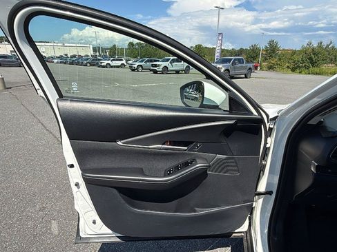 Certified 2025 MAZDA CX-30 AWD 2.5 S image 23