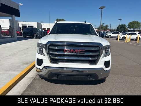 Used 2019 GMC Sierra 1500 SLE w/ SLE Value Package AWD/4WD image 3