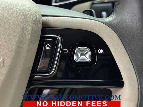 Used 2022 Lincoln Corsair AWD w/ Premium Package image 40