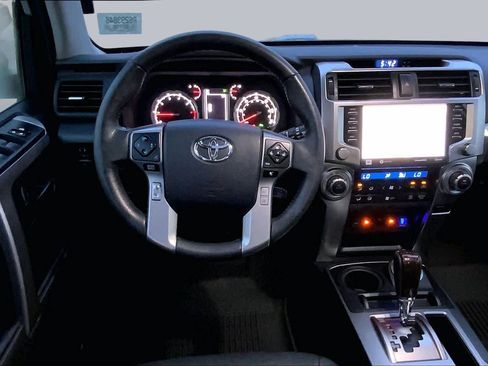 Used 2024 Toyota 4Runner Limited AWD/4WD image 6