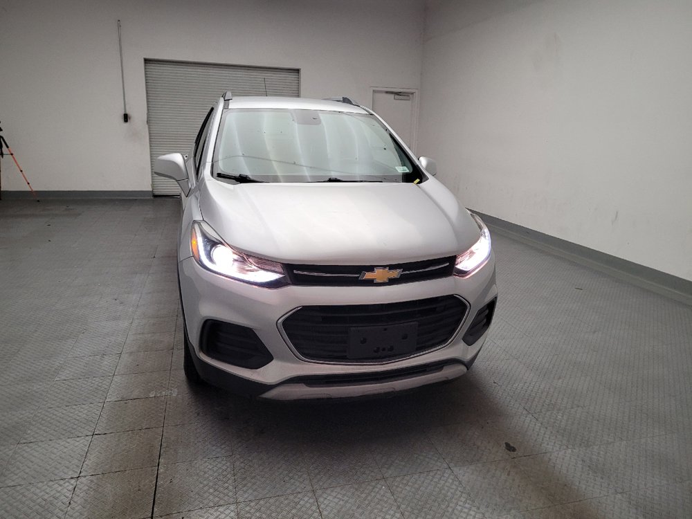 Used 2020 Chevrolet Trax LT FWD image 14