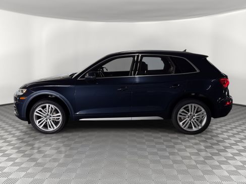 Used 2018 Audi Q5 2.0T Premium Plus w/ Premium Plus Package AWD/4WD image 2