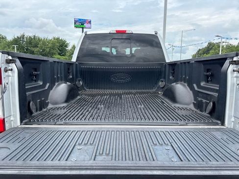 Used 2017 Ford F250 Lariat w/ Lariat Value Package AWD/4WD image 22