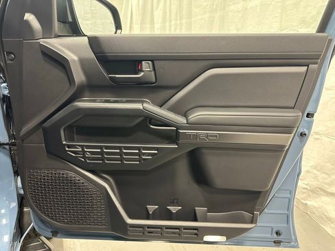 Used 2025 Toyota 4Runner TRD Off-Road image 55