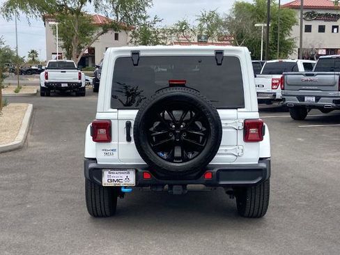 New 2023 Jeep Wrangler Unlimited Sahara w/ Cold Weather Group AWD/4WD image 5