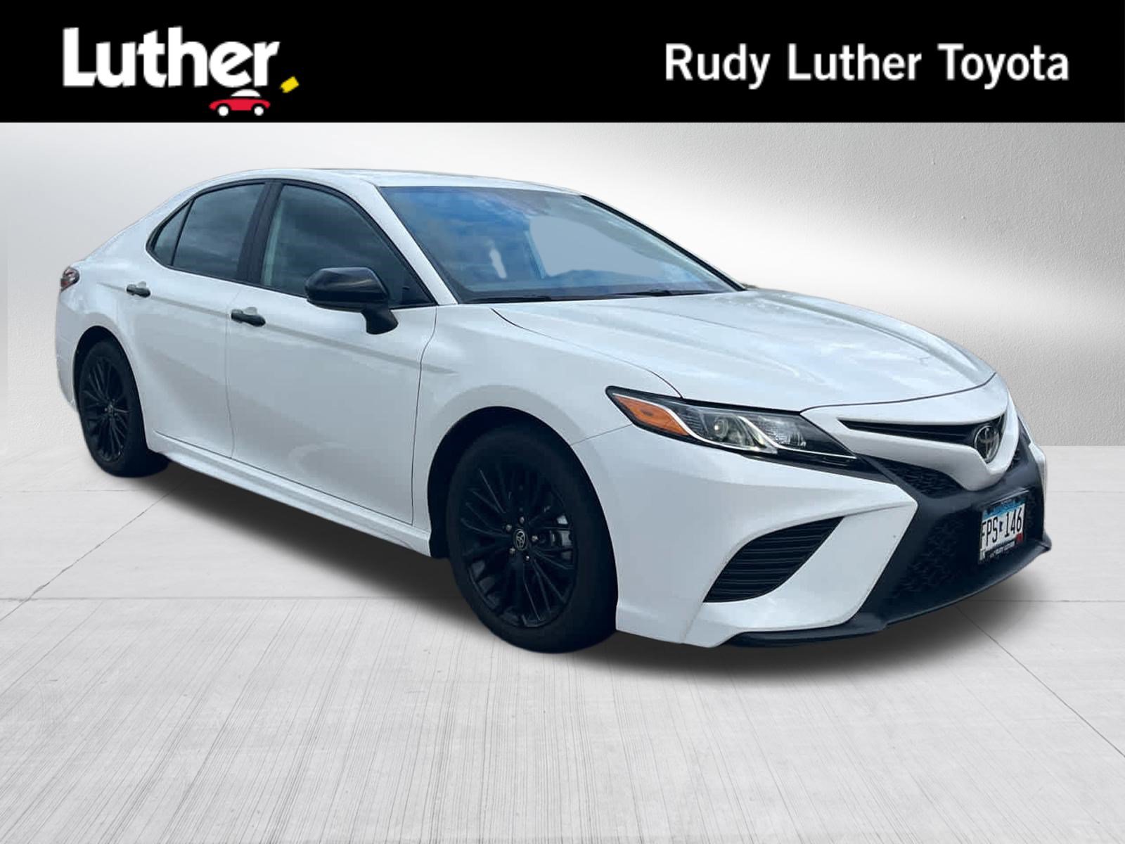 Certified 2020 Toyota Camry SE AWD/4WD image 1