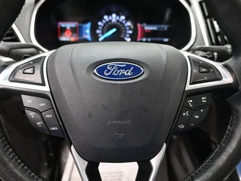 Used 2016 Ford Edge Titanium AWD/4WD image 19