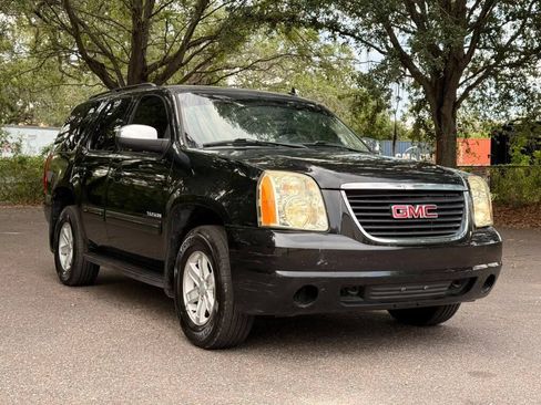 Used 2014 GMC Yukon SLE AWD/4WD image 2
