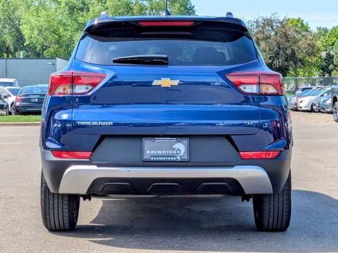 Used 2022 Chevrolet TrailBlazer LT FWD image 10