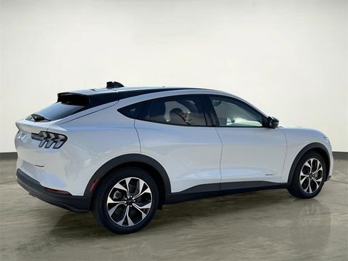 Certified 2025 Ford Mustang Mach-E Select w/ Interior Protection Package image 10