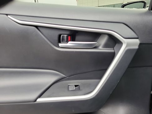 Used 2024 Toyota RAV4 XLE image 12