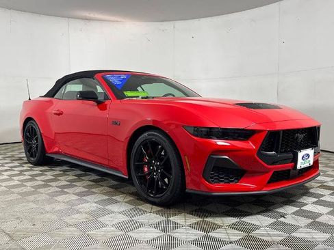 Certified 2025 Ford Mustang GT Premium RWD image 1