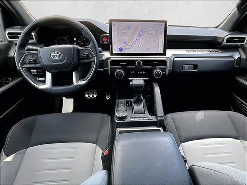 Used 2025 Toyota Tacoma TRD Sport image 16