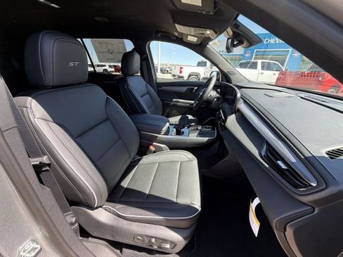 New 2026 Buick Enclave Sport Touring FWD image 31