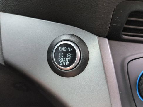 Used 2019 Ford Escape SEL AWD/4WD image 25