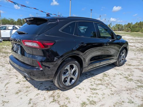 Used 2024 Ford Escape ST-Line w/ Tech Pack #1 FWD image 4