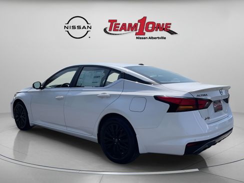 New 2026 Nissan Altima 2.5 SV w/ SV Special Edition Package FWD image 10