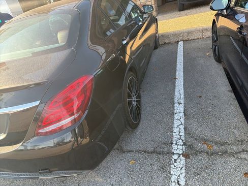 Used 2018 Mercedes-Benz C 300 Sedan image 39