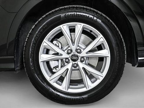 Certified 2025 Audi Q3 2.0T Premium Plus w/ Premium Plus Package image 25