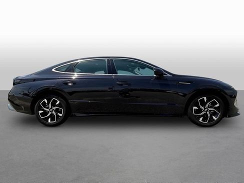 Used 2025 Hyundai Sonata SEL AWD/4WD image 8