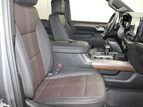 New 2026 Chevrolet Silverado 1500 High Country AWD/4WD image 34