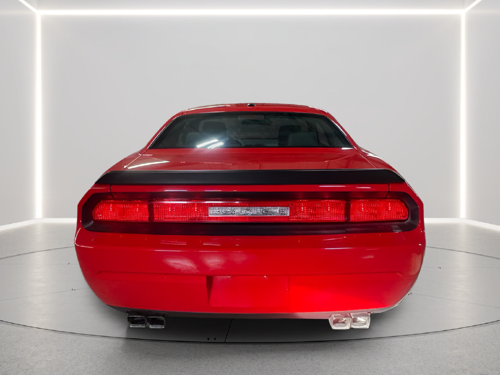 Used 2010 Dodge Challenger SE RWD image 24
