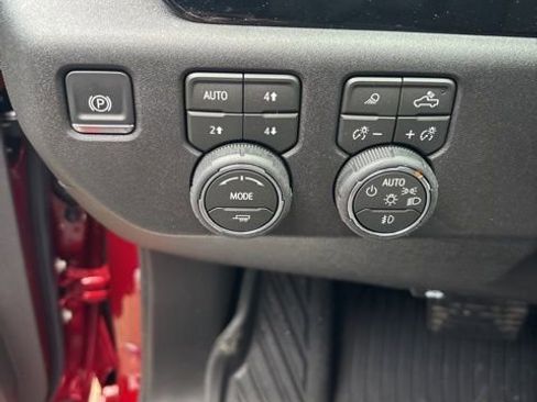 New 2026 Chevrolet Silverado 1500 RST w/ Dark Appearance Package AWD/4WD image 23