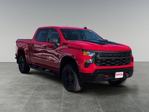 New 2026 Chevrolet Silverado 1500 Custom Trail Boss w/ LPO, Dark Essentials Package AWD/4WD image 7