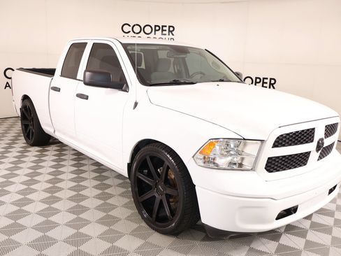 Used 2020 RAM 1500 Tradesman w/ Chrome Plus Package RWD image 1