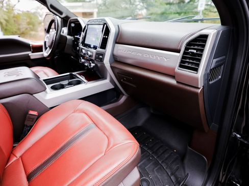 Used 2022 Ford F250 King Ranch w/ King Ranch Ultimate Package image 27