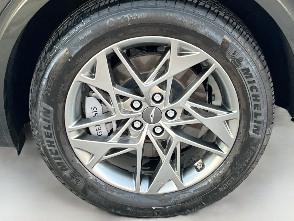 Used 2025 Genesis GV70 2.5T w/ Advanced Package AWD/4WD image 32