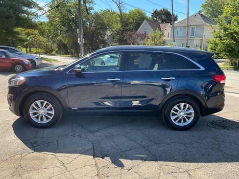 Used 2018 Kia Sorento AWD image 6