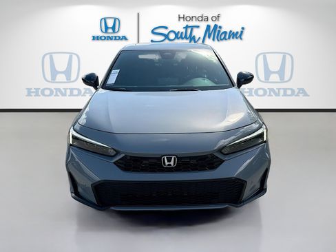 Used 2025 Honda Civic Sport Touring image 2