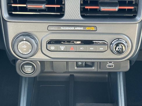 New 2026 Ford Maverick Lariat w/ 4K Tow Package image 16