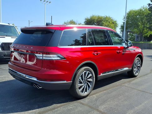 New 2026 Lincoln Aviator AWD image 9