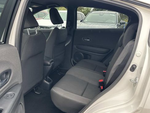 Used 2022 Honda HR-V Sport image 18