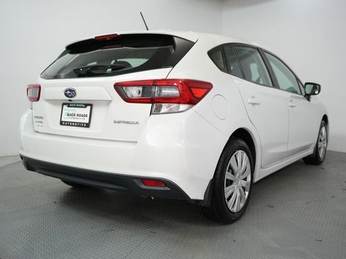 Used 2020 Subaru Impreza 2.0i image 9