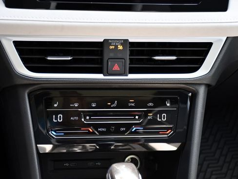 New 2026 Volkswagen Taos SE AWD/4WD image 29