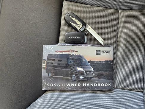 Used 2025 RAM ProMaster 2500 w/ Quick Order Package 22G SLT FWD image 29