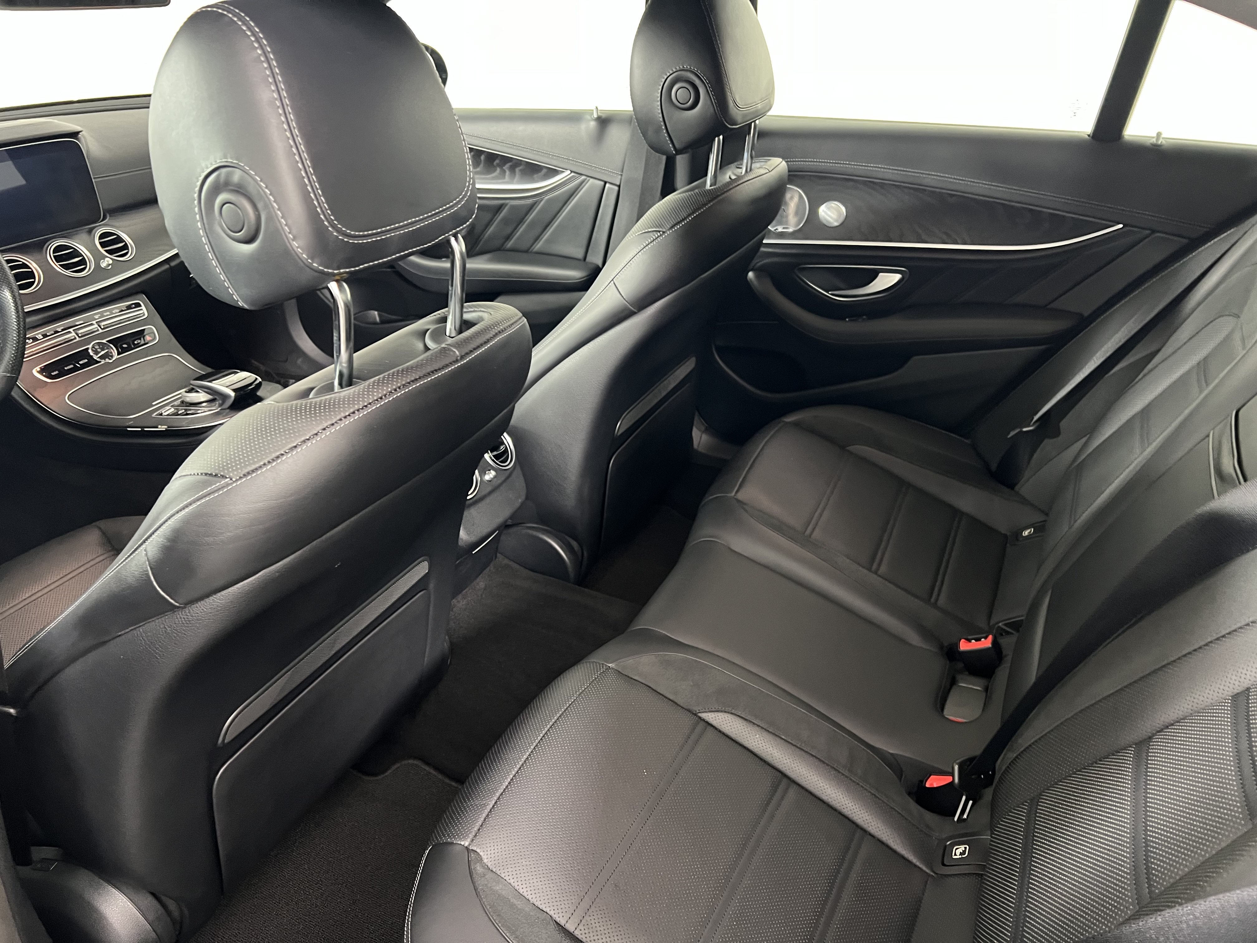 Used 2018 Mercedes-Benz E 43 AMG 4MATIC Sedan image 21