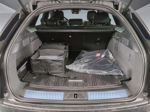Used 2026 Land Rover Range Rover Velar S image 26