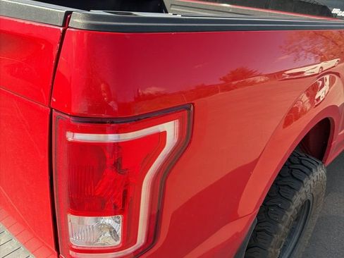 Used 2017 Ford F150 XLT AWD/4WD image 15