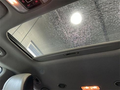 Used 2020 Kia Sedona EX w/ EX Premium Package image 29