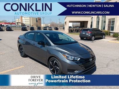 New 2025 Nissan Versa SR w/ Trunk Package