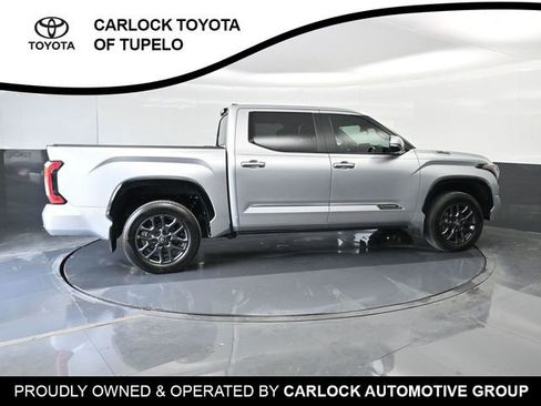 Used 2025 Toyota Tundra Platinum AWD/4WD image 4