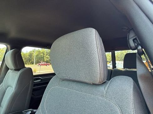 Used 2022 RAM 1500 Big Horn AWD/4WD image 22