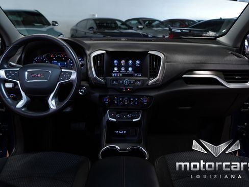 Used 2023 GMC Terrain SLE w/ Driver Convenience Package image 31