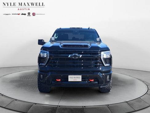 Used 2025 Chevrolet Silverado 2500 LT w/ Trail Boss Package image 18