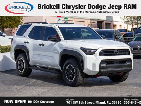 Used 2025 Toyota 4Runner SR5 image 3